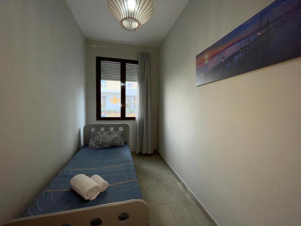 Peak Apartment Sea View In Vollga Durres #3 Exterior photo